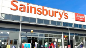 Sainsburys 将 Aldi 价格匹配扩展到便利店